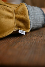 The Tuttle Glove