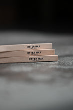 Otter Wax Brush