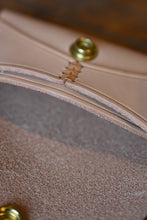 Pierce Card / Coin Case