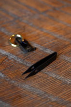 Uncle Bill's Sliver Gripper Tweezers