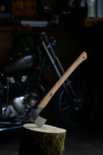 Small Splitting Axe